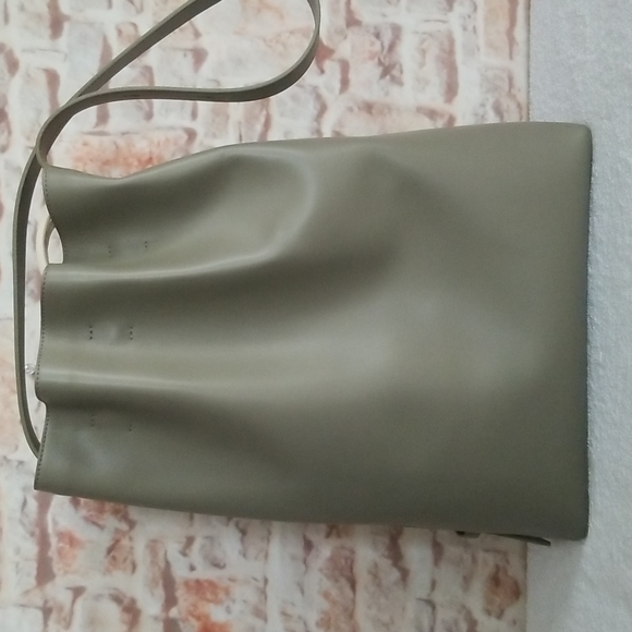 ❣HP❣ New AESTHER EKME Maxi Marin Ruched Leather Shoulder Bag - Picture 3 of 12